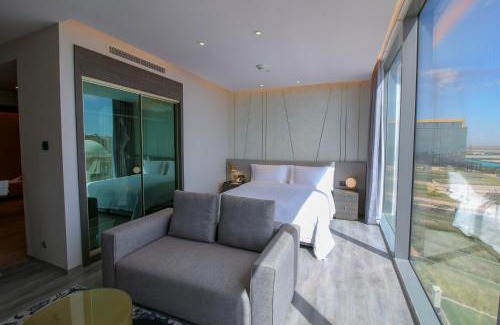 Bay La Sun Hotel | Views Hotel & Residences - Emaar King Abdullah Economic City