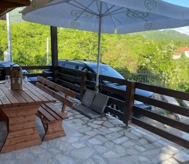 Herceg Novi Municipality House | Vikendica Kameno