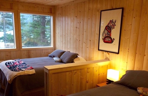 Mud Bay House | Viking Cove 12 private acres beach access sleeps 20