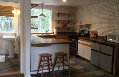 Mud Bay House | Viking Cove 12 private acres beach access sleeps 20
