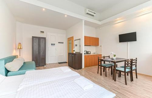 Gyula Apartment | Világóra Apartman