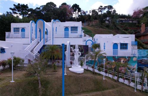 Recanto Araucaria House | vila grega hotel boutique