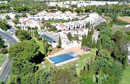 Vilamoura Villa | Vilamoura Club Villa 3 by Homing