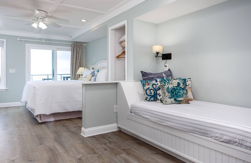 St. Augustine Hotel | Vilano Beach- Seaglass Studio