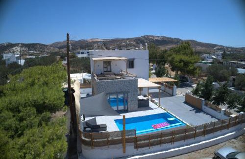 Zefiria Villa | Vilianna