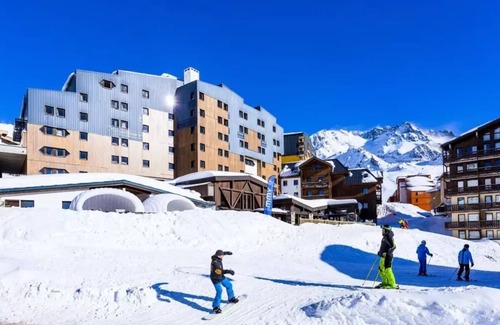 Val-Thorens Apartment | Village Club MMV Les Arolles* - Double room - full board