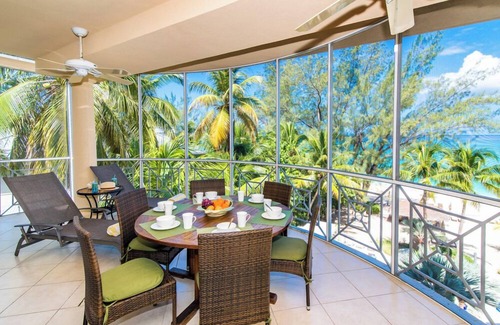 Seven Mile Beach Condo | Villa 20, Forth floor 2 bedroom, 2 bathroom, oceanfront, fully equipped.
