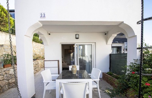 Bodrum City Center Villa | Villa 200 m to Beach With Backyard in Bodrum