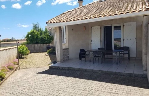 Agen-d'Aveyron House | Villa, 300m from the beach in Frontignan plage, Hérault, 34110