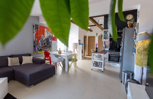 Kastela Villa | Villa 4 Bedrooms Private heated Pool 100m From The Sea