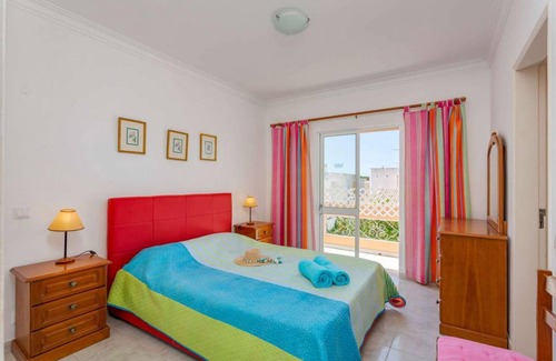 Quarteira Villa | Villa ∙ 4 bedrooms ∙ 8 guests