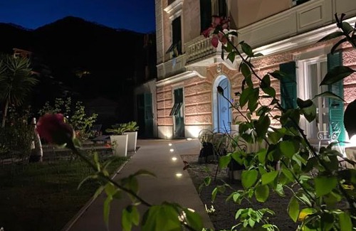 Cinque Terre Hotel | Villa Accini