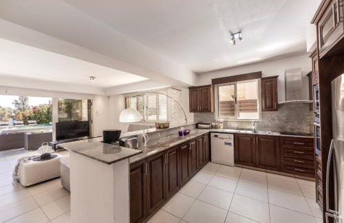 Kapparis Villa | Villa Adalia