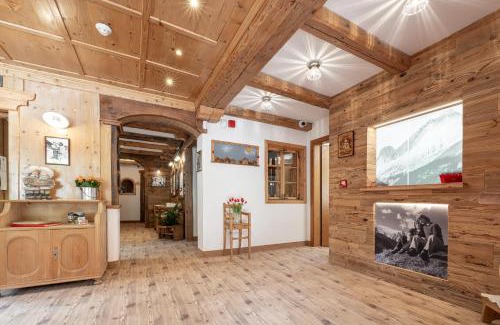 Alba Hotel | Villa Adria B&B