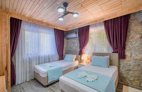 Uzunyurt House | Villa Ahenk / Faralya