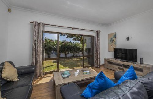 Areias de Sao Joao Villa | Villa Aldeia by Villa Plus