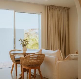 Exmouth Villa | Villa Alora