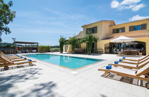 Gouvia Villa | Villa Alpha