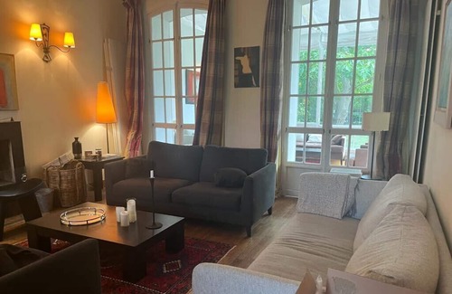 Garches House | Villa and garden near Paris for the Olympic games