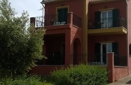 Karavomylos Villa | VILLA ANDREAS Family- friendly & friends- friendly