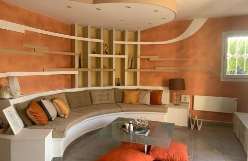 Alinda House | Villa Anna
