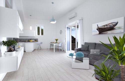 Positano City Centre House | Villa Anna with private Terrace and Sea View