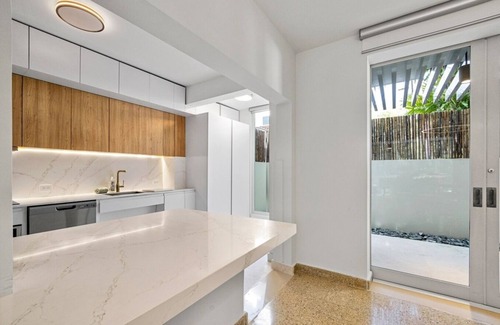 Miramar Apartment | Villa Antonio Hidden Gem in Miramar, SJ | Power Generator, Water Cistern, Parking
