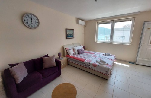 Kumbor Apartment | Villa Apartments Kumbor President - Studio Apartment With Sea View (Zira)