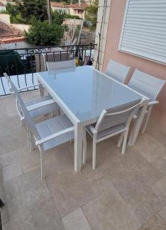 Cagnes-sur-Mer Apartment | Villa Appartement 3 chambres, refait à neuf, piscine, proche mer et gare