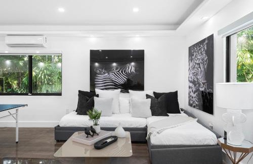 North Miami Beach House | Villa Arielle