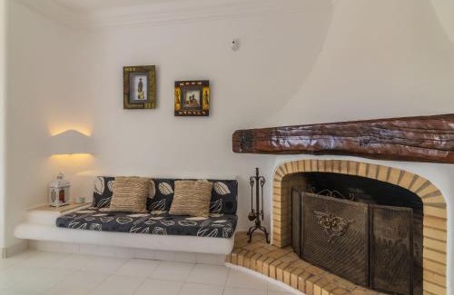 Vale de Parra Villa | Villa Arribas Villa by Interhome
