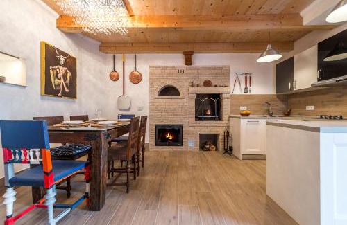 Vizinada Villa | Villa Art House with Pool