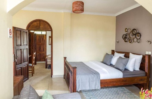 Arusha Hotel | Villa Arumeru - Large Double Room