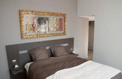 Roscoff Villa | Villa at the foot of water with sauna and Jacuzzi ...