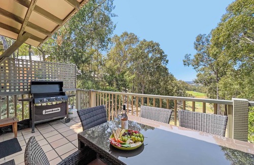 Pokolbin Villa | Villa Aurora - Designer villa at Cypress Lakes Resort