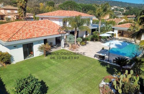 Plan-de-la-Tour Villa | Villa avec piscine privée - Golf de St Tropez