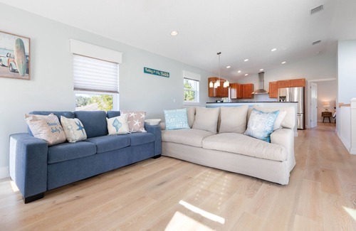 Marineland Acres House | Villa Azul is calling! Short walk or bike ride to beach access!