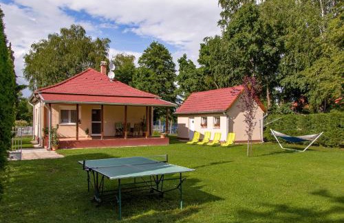 Balatonmariafurdo Villa | Villa Bárdió