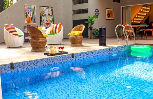 St.Stanislaus Villa Villa | Villa Belle Vue- 4BHK Private Pool & Party Hall By StayMonkey
