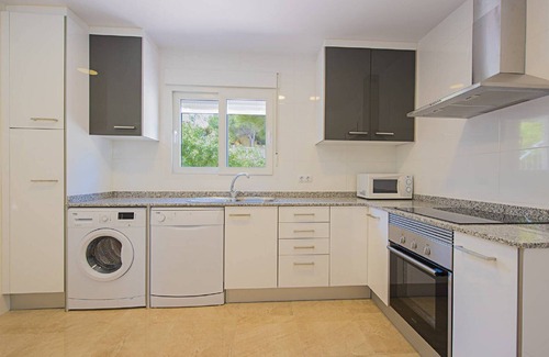 Moravit Villa | Villa Bernia - PlusHolidays