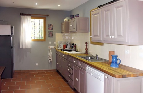 Regusse Villa | Villa "Bignone" with private pool, private terrace and Wi-Fi