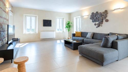 Fubine Villa | VILLA BOEMIA 10, Emma Villas