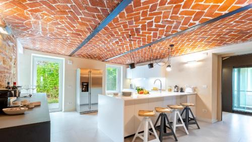 Fubine Villa | VILLA BOEMIA 10, Emma Villas