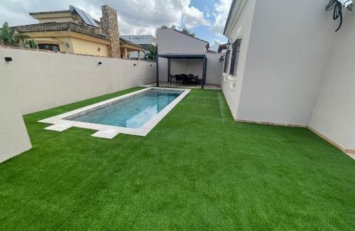 Chiclana de la Frontera Ski Chalet | Villa Bolet