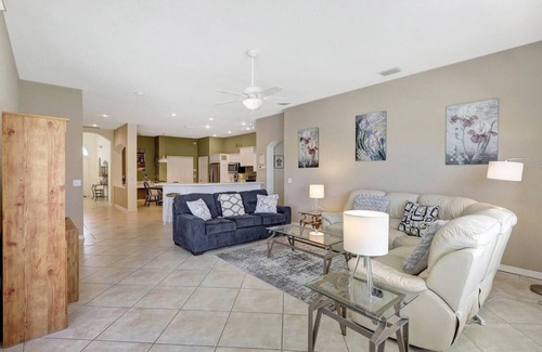 Sabal Harbour Villa | Villa Bookelia - 4 Bedroom Pool Home by Gulfcoast Holiday Homes