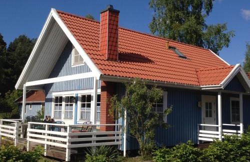Userin House | Villa-Bunterkunt-am-Useriner-See