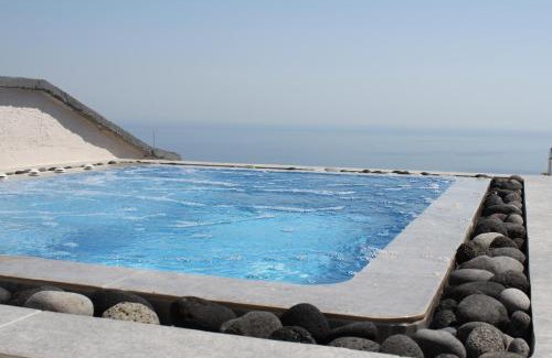 Fira Villa | Villa by Hotel Thira