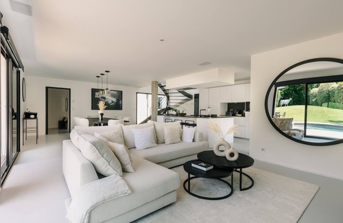 Biarritz Villa | Villa California - contemporary style in Biarritz