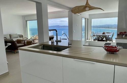 L'Estartit Villa | VILLA CAP DE LA BARRA