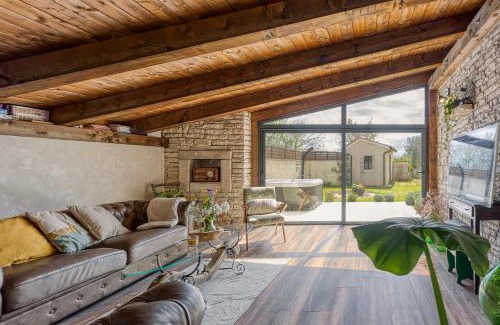 Belavici Apartment | Villa Capadinka with Whirlpool - Happy Rentals